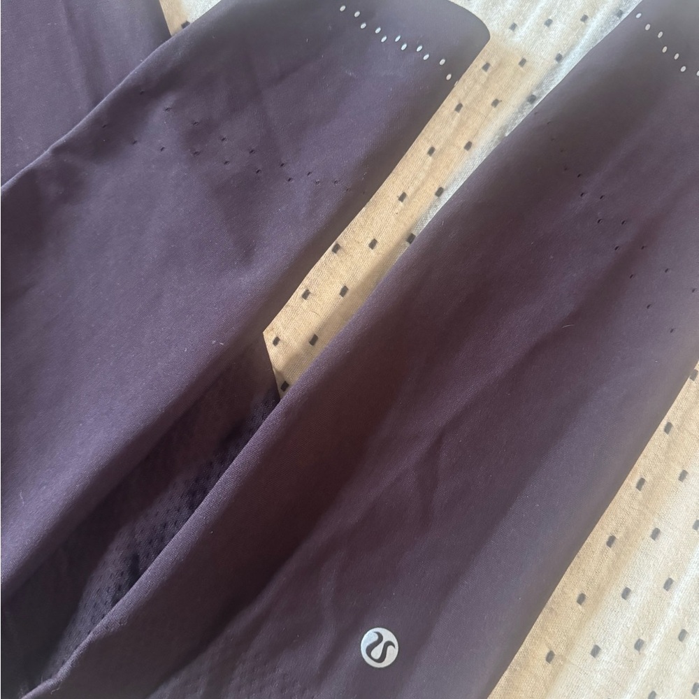 Lululemon size 6 leggings - Picture 2 of 6